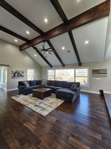 3N805 Town Hall Road, St. Charles, IL 60175