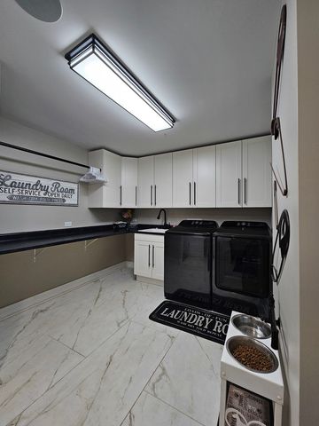 3N805 Town Hall Road, St. Charles, IL 60175