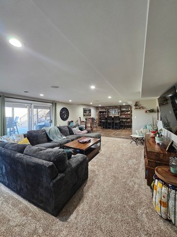 3N805 Town Hall Road, St. Charles, IL 60175