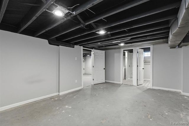 27550 Garfield Street, Roseville, MI 48066