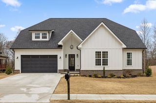 186 W Madison Street, Chatsworth, GA 30705