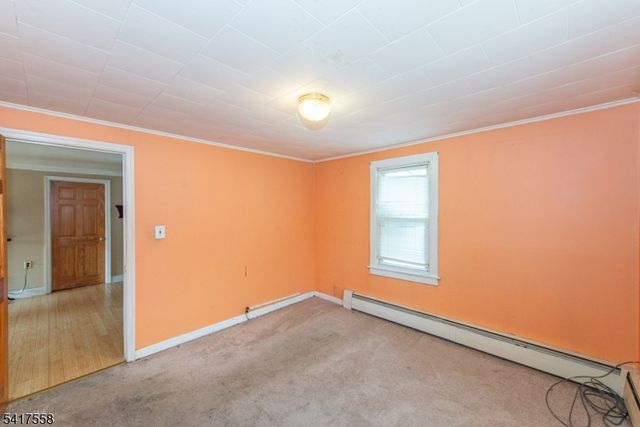 43 Bridge St, Ogdensburg Boro, NJ 07439