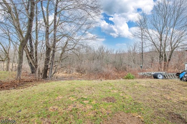 43 Bridge St, Ogdensburg Boro, NJ 07439