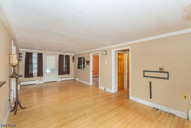 43 Bridge St, Ogdensburg Boro, NJ 07439