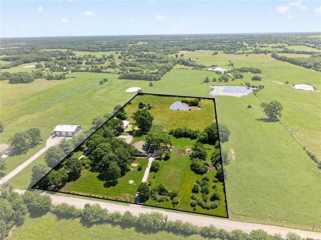 7743 SE Fred Evans Road, Lawson, MO 64062