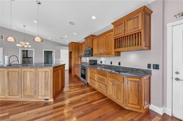 7743 SE Fred Evans Road, Lawson, MO 64062