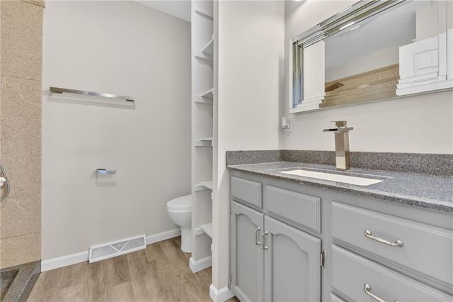 7743 SE Fred Evans Road, Lawson, MO 64062