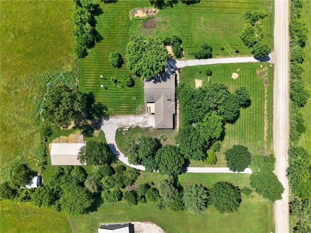 7743 SE Fred Evans Road, Lawson, MO 64062