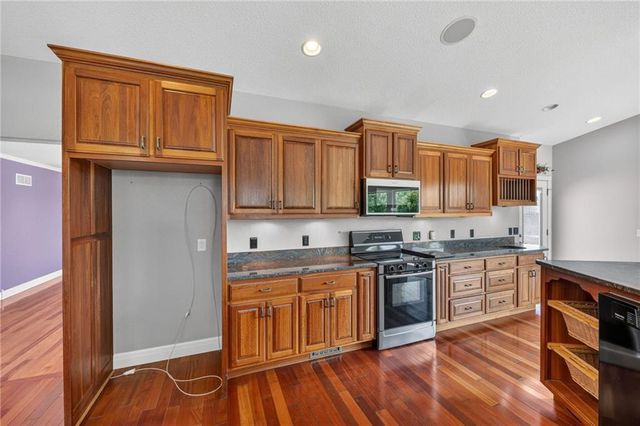 7743 SE Fred Evans Road, Lawson, MO 64062