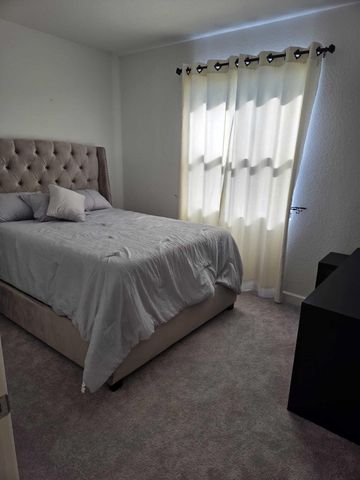 4917 Peacock Way 5838, Dania Beach, FL 33312