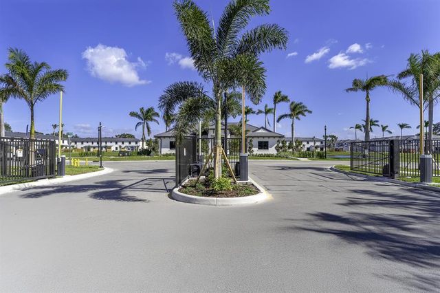 4917 Peacock Way 5838, Dania Beach, FL 33312