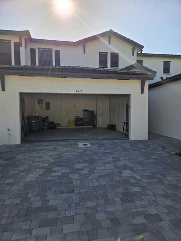 4917 Peacock Way 5838, Dania Beach, FL 33312
