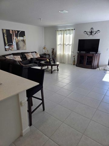 4917 Peacock Way 5838, Dania Beach, FL 33312