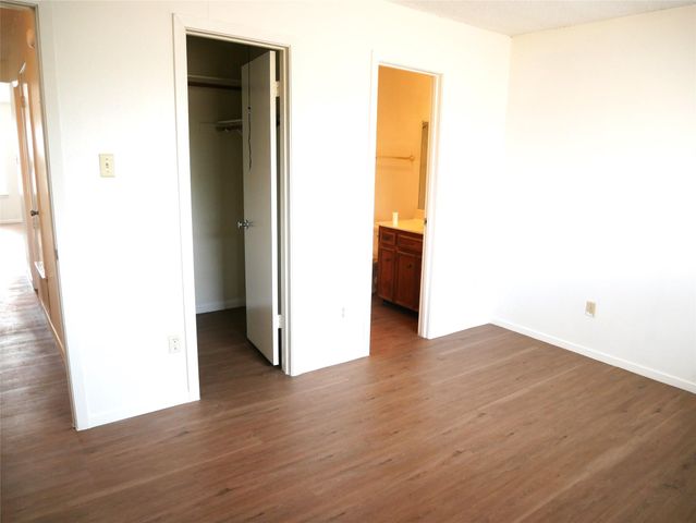 2005 Old West PL B, Round Rock, TX 78681