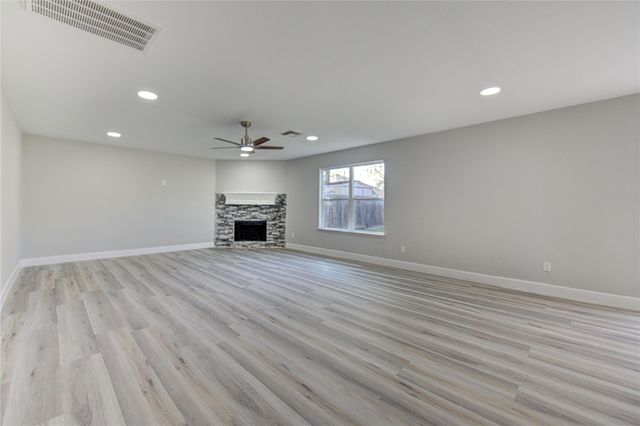 1831 Courtside Place Drive, Missouri City, TX 77489