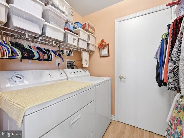 725 VIRGIN ISLAND DR, Williamstown, NJ 08094