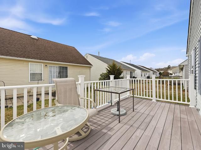 725 VIRGIN ISLAND DR, Williamstown, NJ 08094