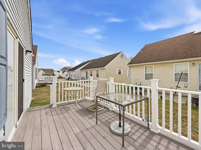 725 VIRGIN ISLAND DR, Williamstown, NJ 08094