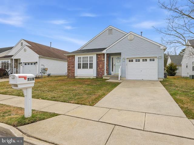 725 VIRGIN ISLAND DR, Williamstown, NJ 08094