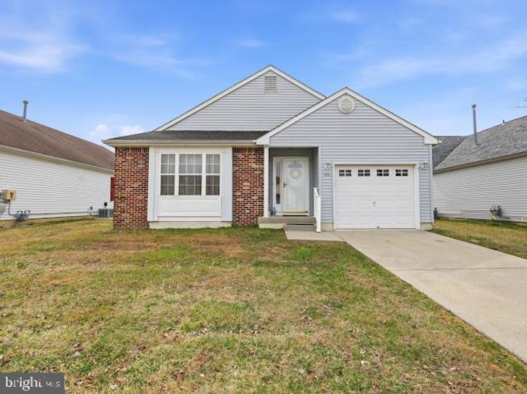 725 VIRGIN ISLAND DR, Williamstown, NJ 08094