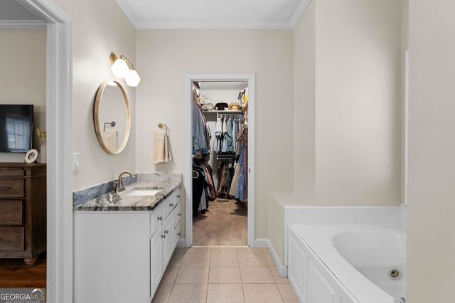 1 London Court, Cartersville, GA 30120