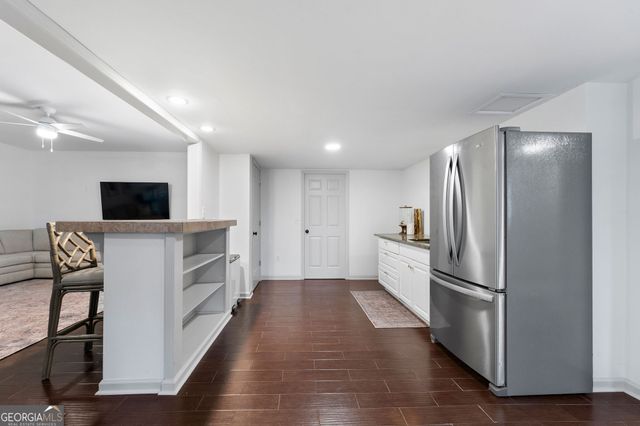 1 London Court, Cartersville, GA 30120