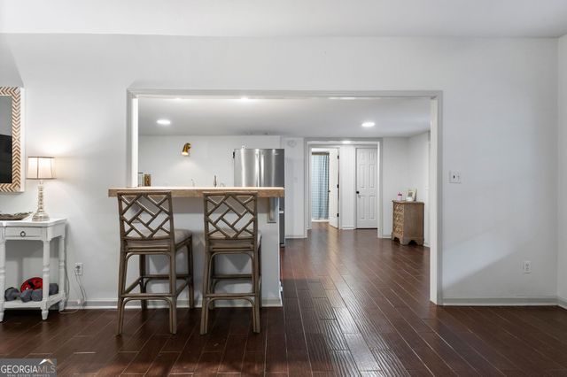 1 London Court, Cartersville, GA 30120