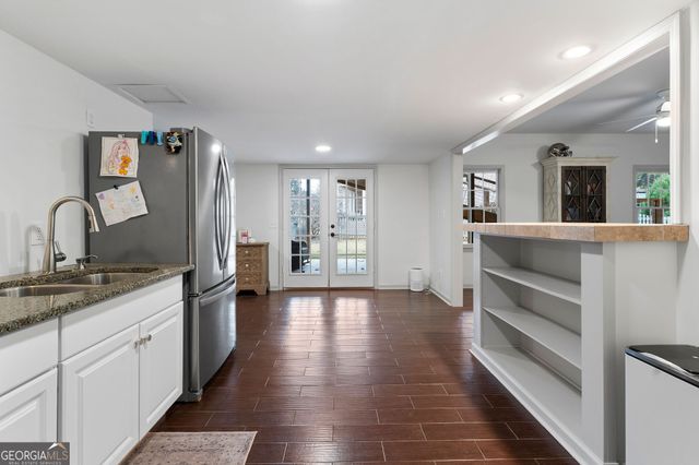 1 London Court, Cartersville, GA 30120