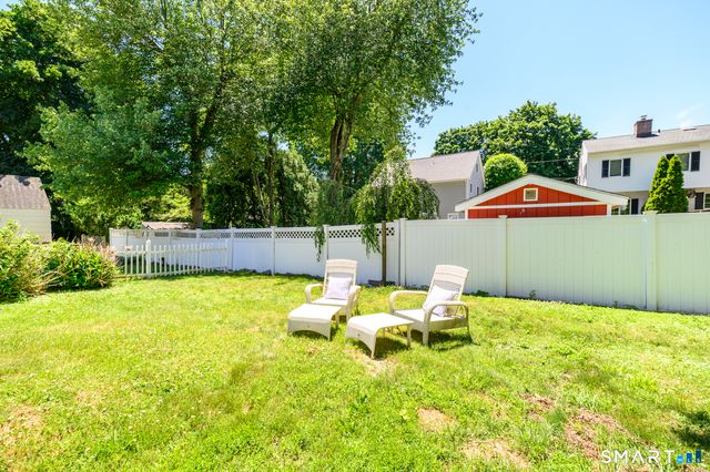 2261 Easton Turnpike, Fairfield, CT 06825