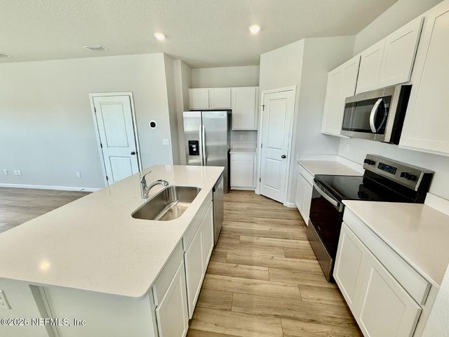 10628 WATERFIELD Road, Jacksonville, FL 32221