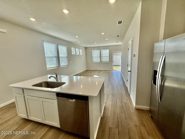 10628 WATERFIELD Road, Jacksonville, FL 32221