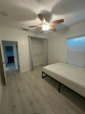 729 SE 2nd Avenue, Delray Beach, FL 33483