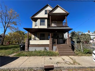 1012 E 72nd Street, Cleveland, OH 44103