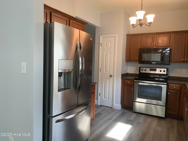 414 Peregrine Ridge Drive, New Bern, NC 28560