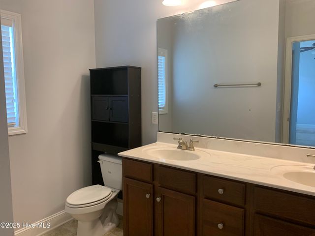 414 Peregrine Ridge Drive, New Bern, NC 28560