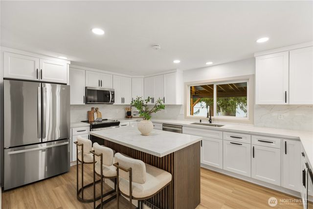 2506 101st Ave NE, Lake Stevens, WA 98258