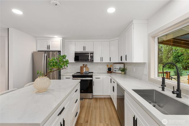 2506 101st Ave NE, Lake Stevens, WA 98258