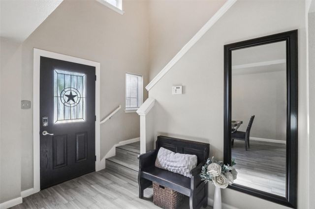 110 Trapper TRL, Bastrop, TX 78602