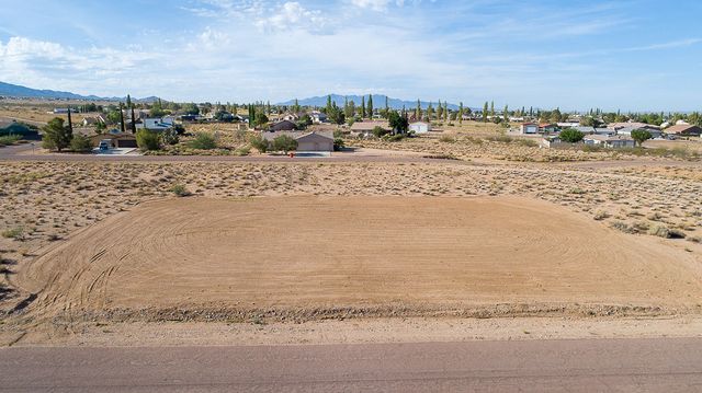 7378 E Blazed Ridge Drive, Kingman, AZ 86401