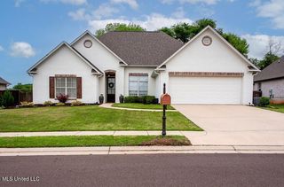106 Sweetbriar Circle, Canton, MS 39046