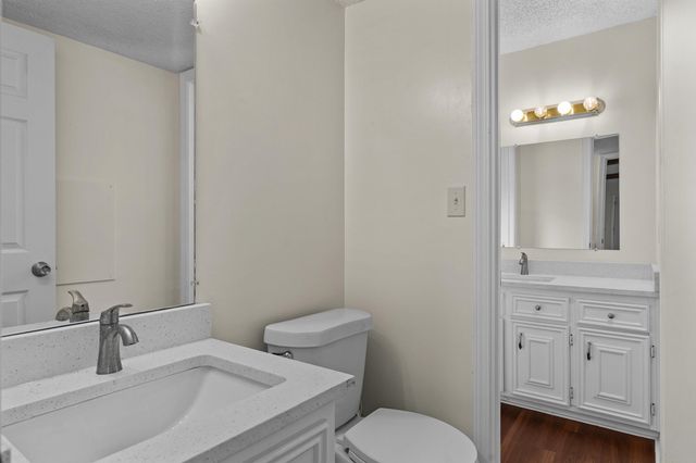 14658 County Road 2169D, Henderson, TX 75652