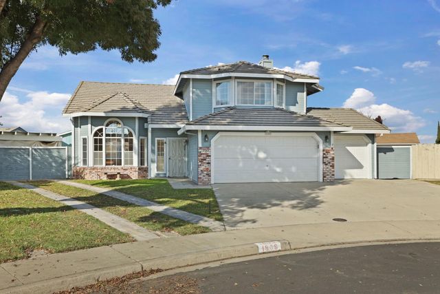 1809 Blueridge Ct, Modesto, CA 95351