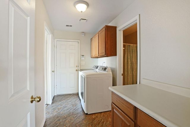 1809 Blueridge Ct, Modesto, CA 95351