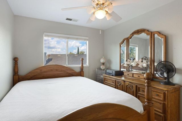 1809 Blueridge Ct, Modesto, CA 95351