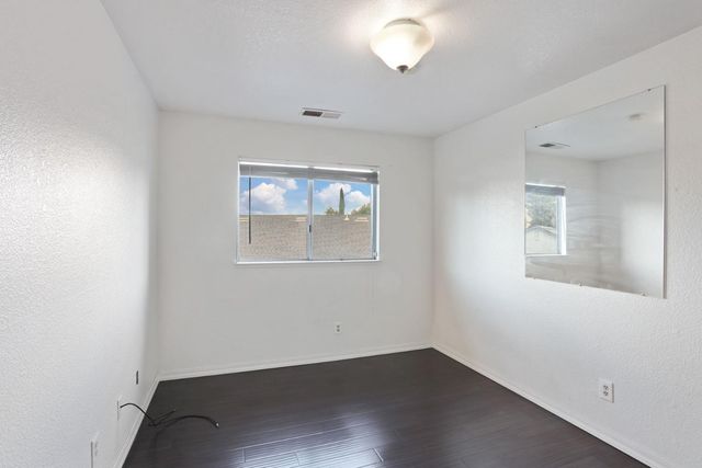 1809 Blueridge Ct, Modesto, CA 95351