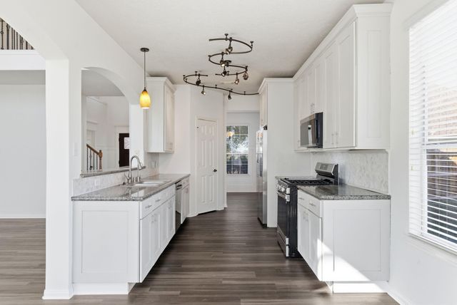 40 Morro Bay Drive, Manvel, TX 77578