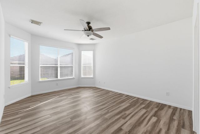 40 Morro Bay Drive, Manvel, TX 77578