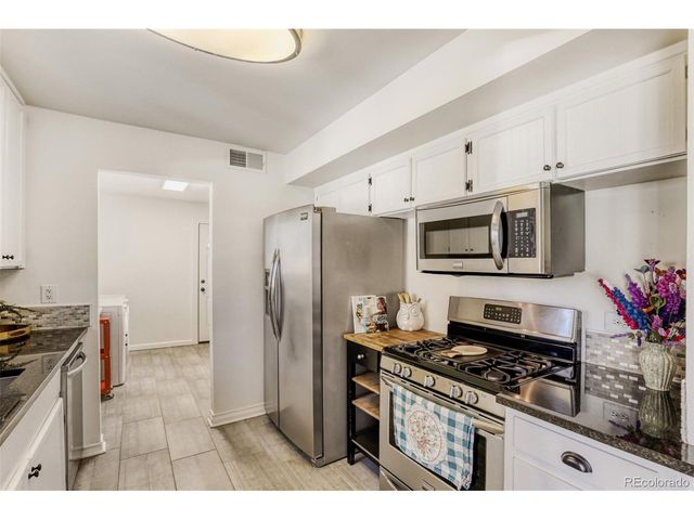 2937 Forest St, Denver, CO 80207