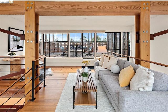 2512 9Th St 10, Berkeley, CA 94710