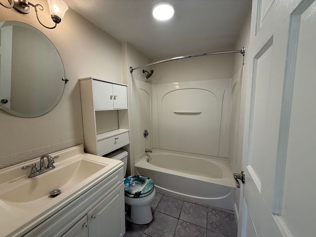 8 Kenmar Drive 66, Billerica, MA 01821